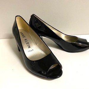 Anne Klein Black Patent Peep Toe Block Heel 8